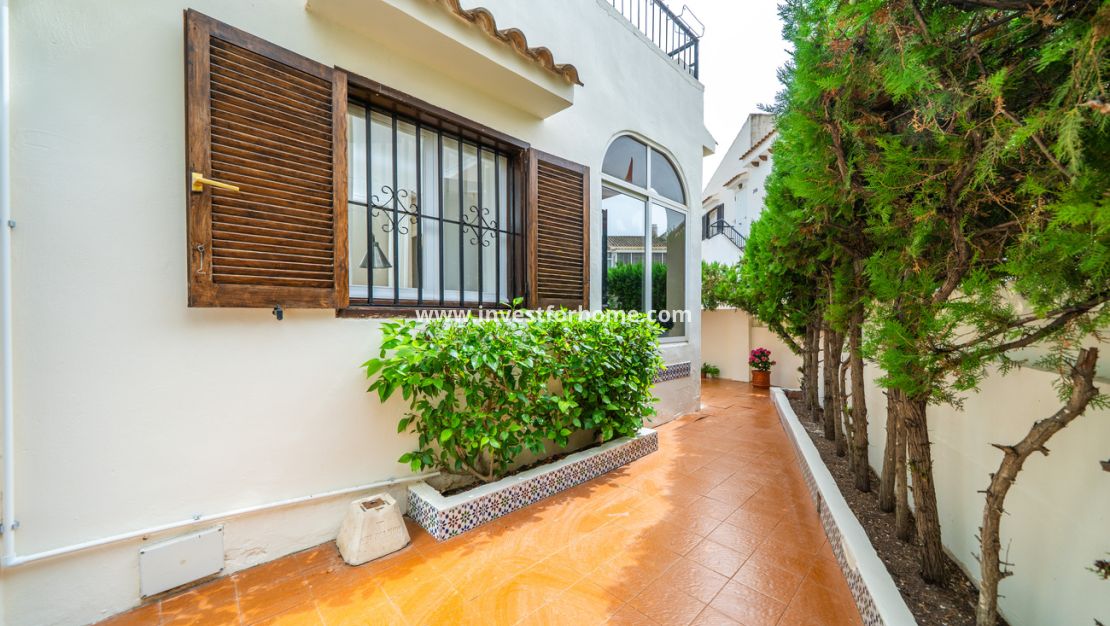 Sale - Bungalow - Torrevieja - Torrelamata - La Mata