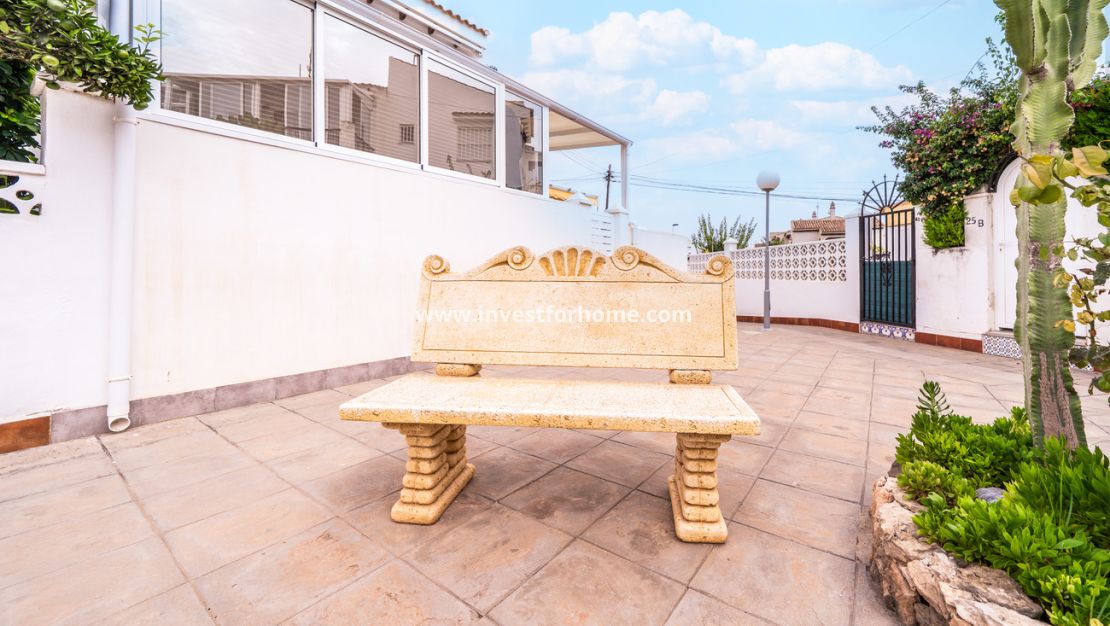 Sale - Bungalow - Torrevieja - Torrelamata - La Mata