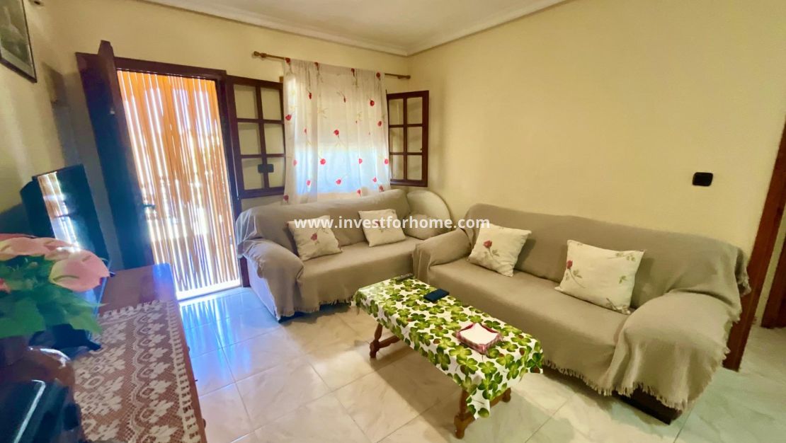 Sale - Bungalow - Torrevieja - Torrelamata - La Mata