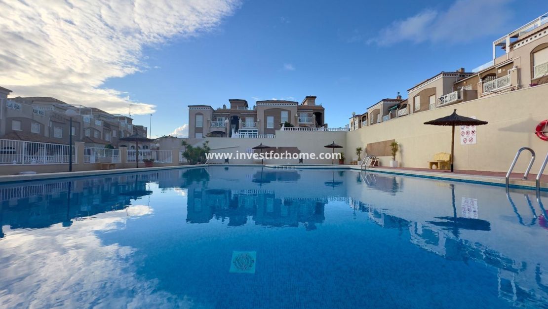 Sale - Bungalow - Torrevieja - Torrelamata - La Mata