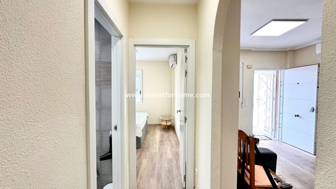 Sale - Bungalow - Torrevieja - Torrelamata - La Mata