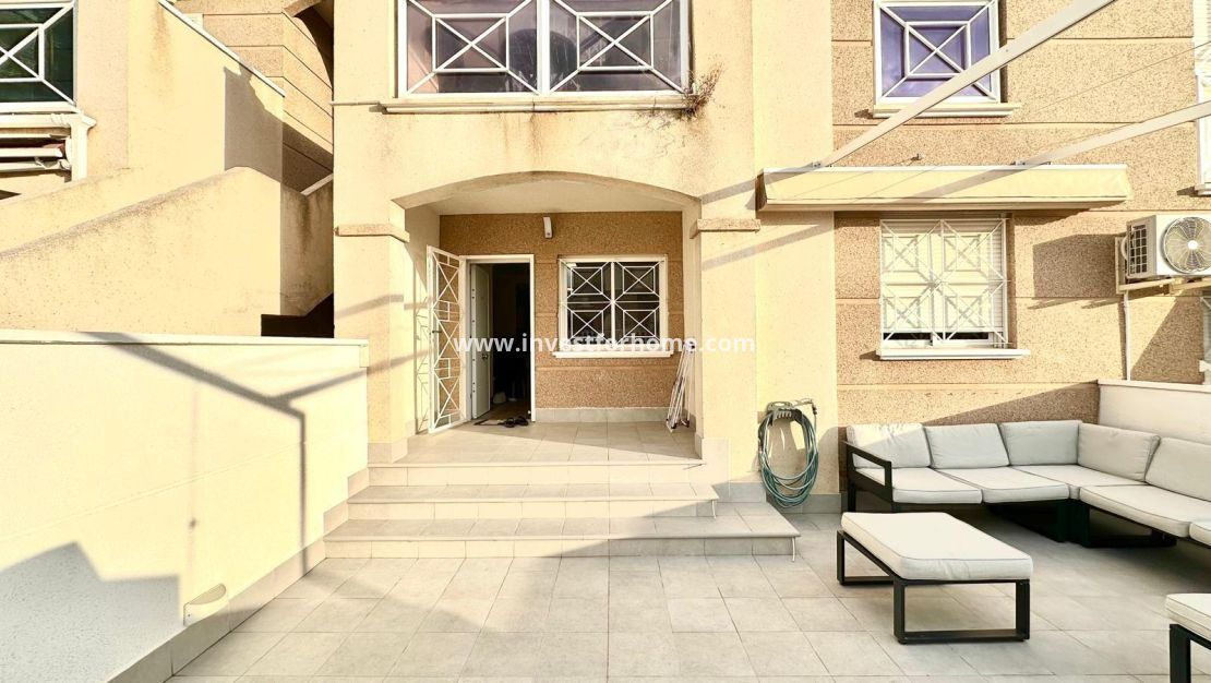 Sale - Bungalow - Torrevieja - Torrelamata - La Mata