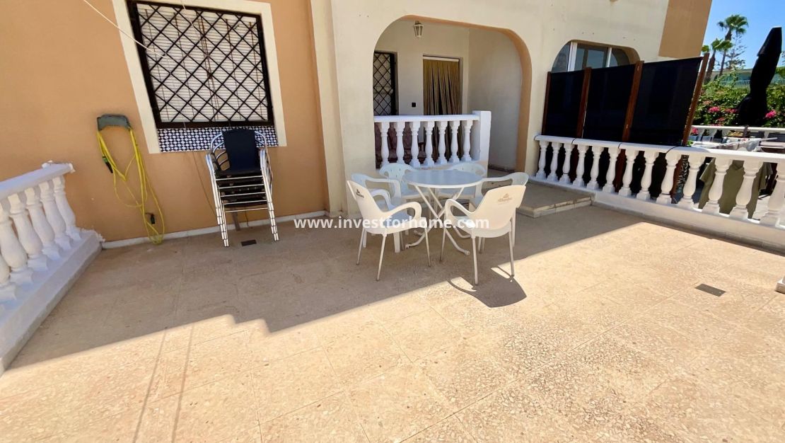 Sale - Bungalow - Torrevieja - Torrelamata - La Mata