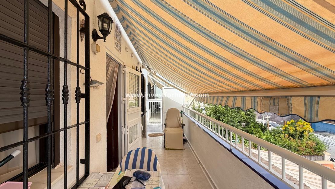 Sale - Bungalow - Torrevieja - Torrelamata - La Mata