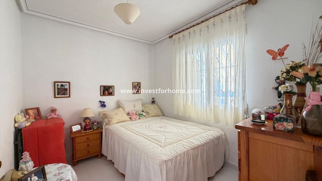 Sale - Bungalow - Torrevieja - Torrelamata - La Mata