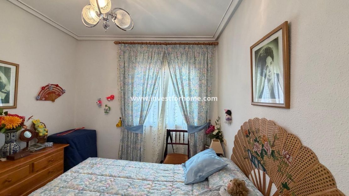 Sale - Bungalow - Torrevieja - Torrelamata - La Mata