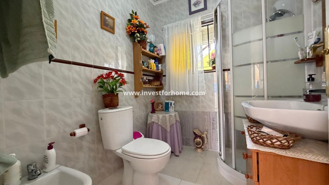 Sale - Bungalow - Torrevieja - Torrelamata - La Mata