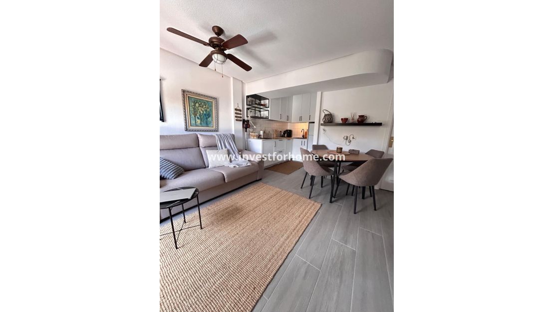Sale - Bungalow - Torrevieja - Torrelamata - La Mata
