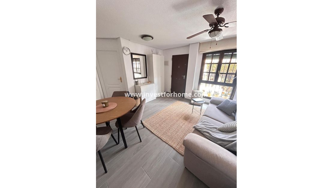 Sale - Bungalow - Torrevieja - Torrelamata - La Mata