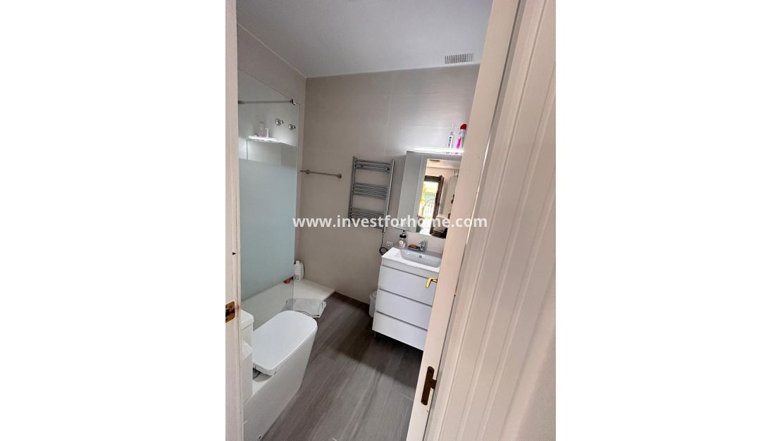 Sale - Bungalow - Torrevieja - Torrelamata - La Mata