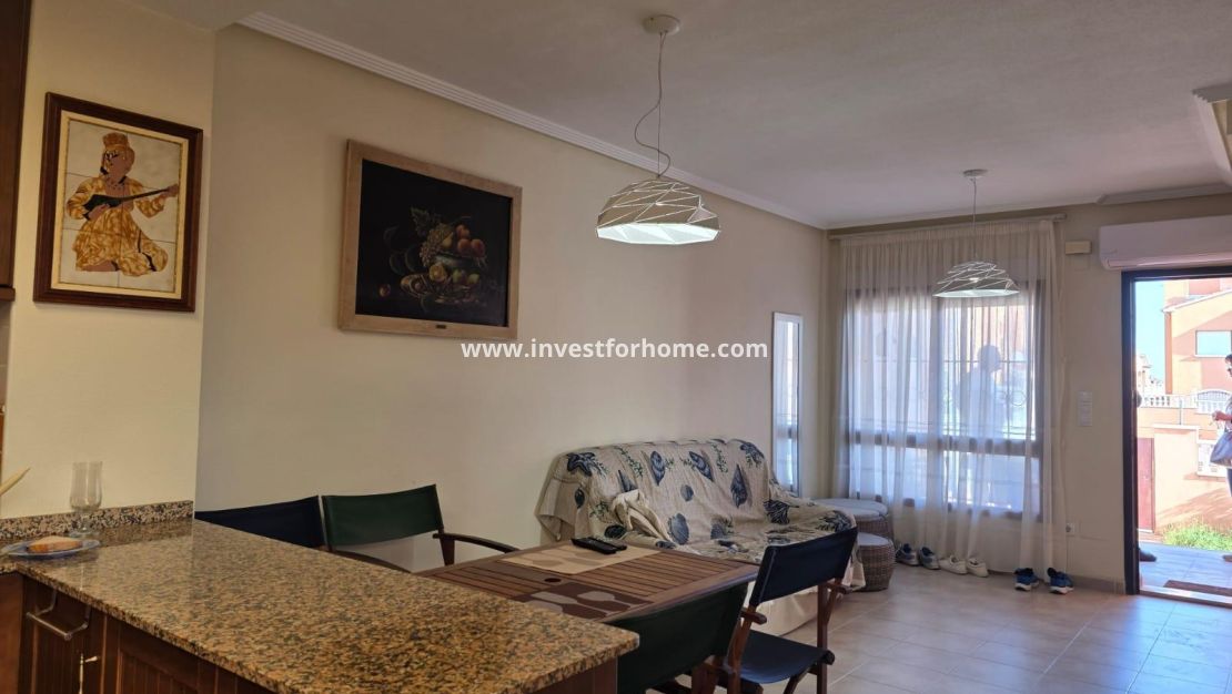 Sale - Bungalow - Torrevieja - Zona Los Frutales