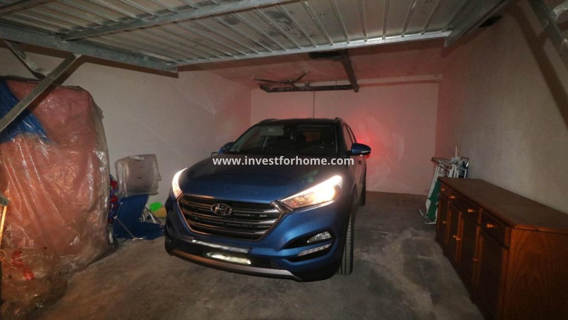 Sale - Garaje - Torrevieja - Playa del Acequión