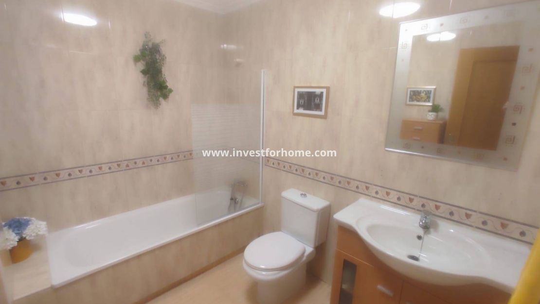 Sale - House - Bigastro - Comunidad Valenciana