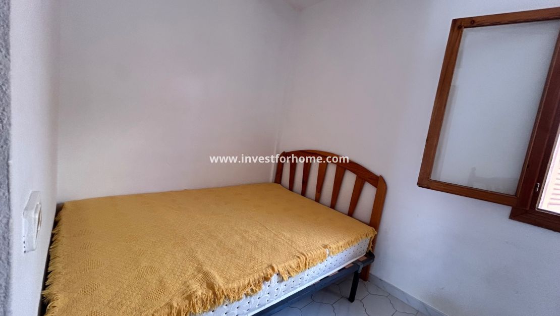 Sale - House - El Chaparral - Inland