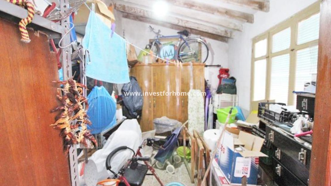 Sale - House - Guardamar del Segura - Centro