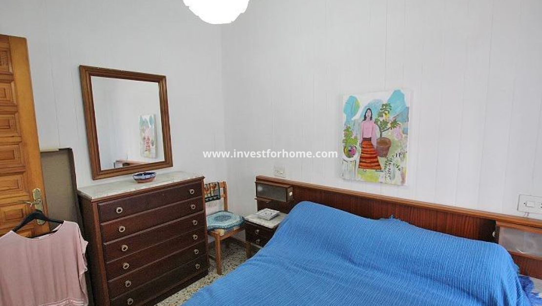 Sale - House - Guardamar del Segura - Centro