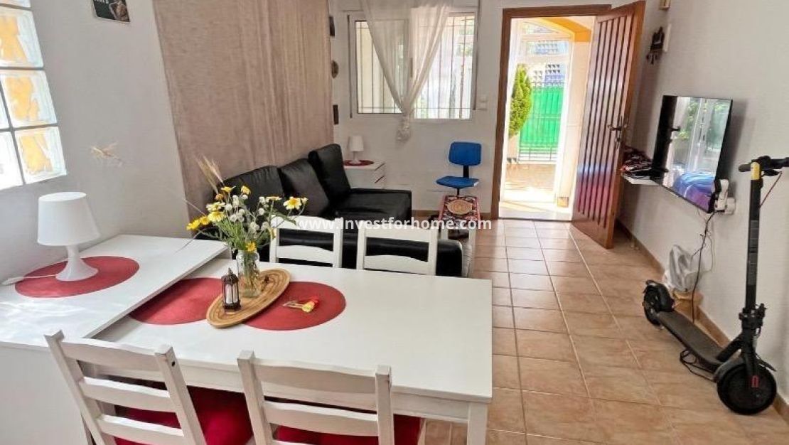 Sale - House - Guardamar del Segura - El Edén - Los Estaños
