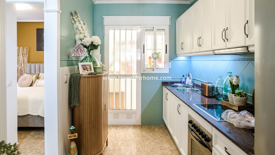 Sale - House - Guardamar del Segura - El Raso