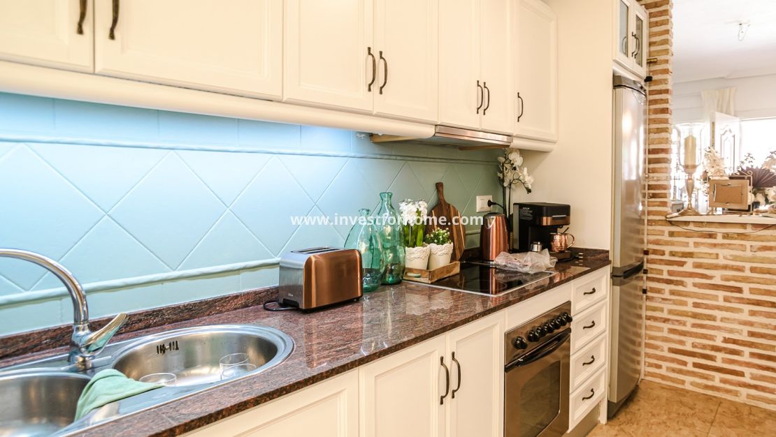 Sale - House - Guardamar del Segura - El Raso