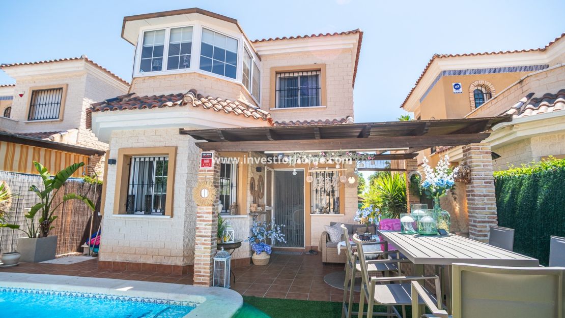 Sale - House - Guardamar del Segura - El Raso