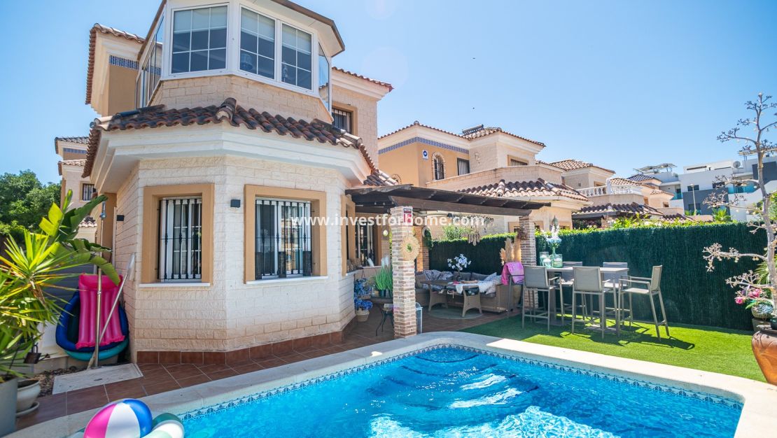 Sale - House - Guardamar del Segura - El Raso