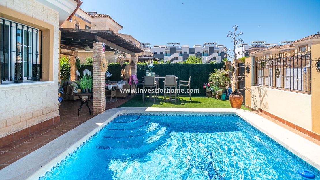 Sale - House - Guardamar del Segura - El Raso