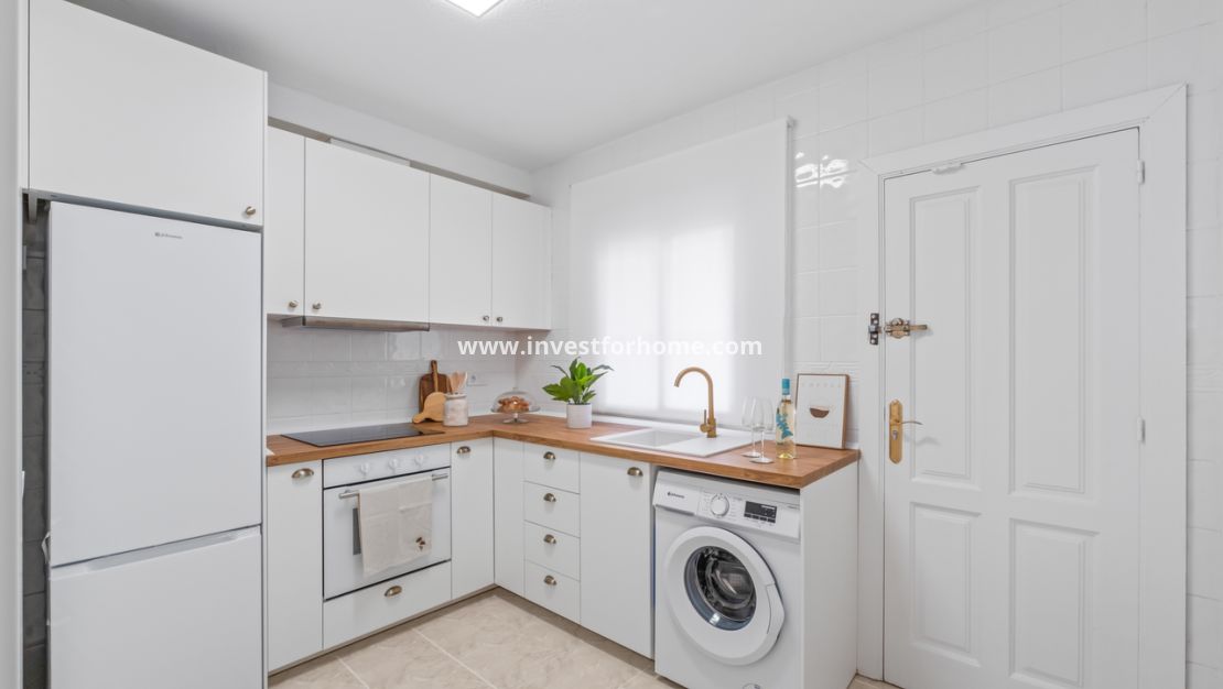 Sale - House - La Florida - Inland