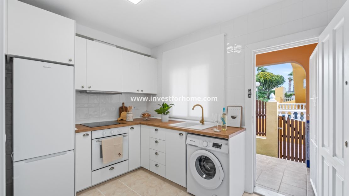 Sale - House - La Florida - Inland