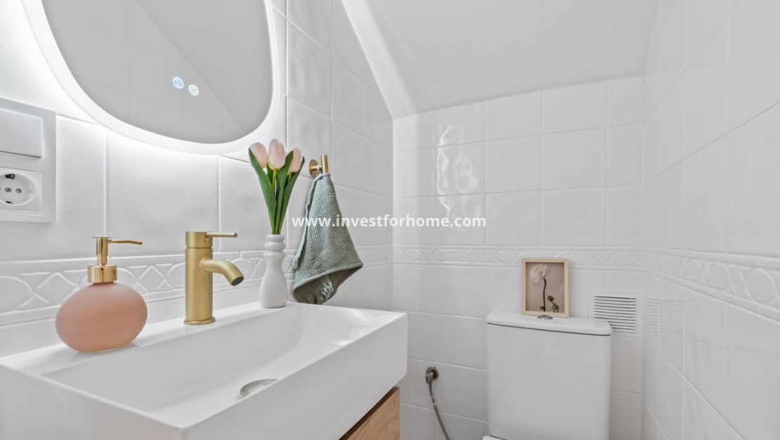 Sale - House - La Florida - Inland