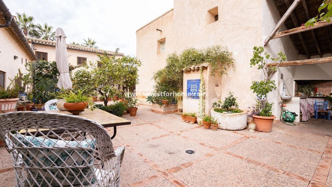 Sale - House - Los Martinez Del Puerto - Los Martínez Del Puerto