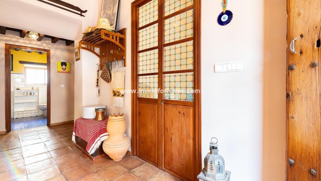 Sale - House - Los Martinez Del Puerto - Los Martínez Del Puerto