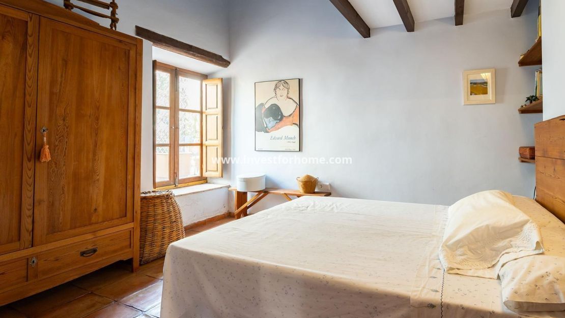 Sale - House - Los Martinez Del Puerto - Los Martínez Del Puerto