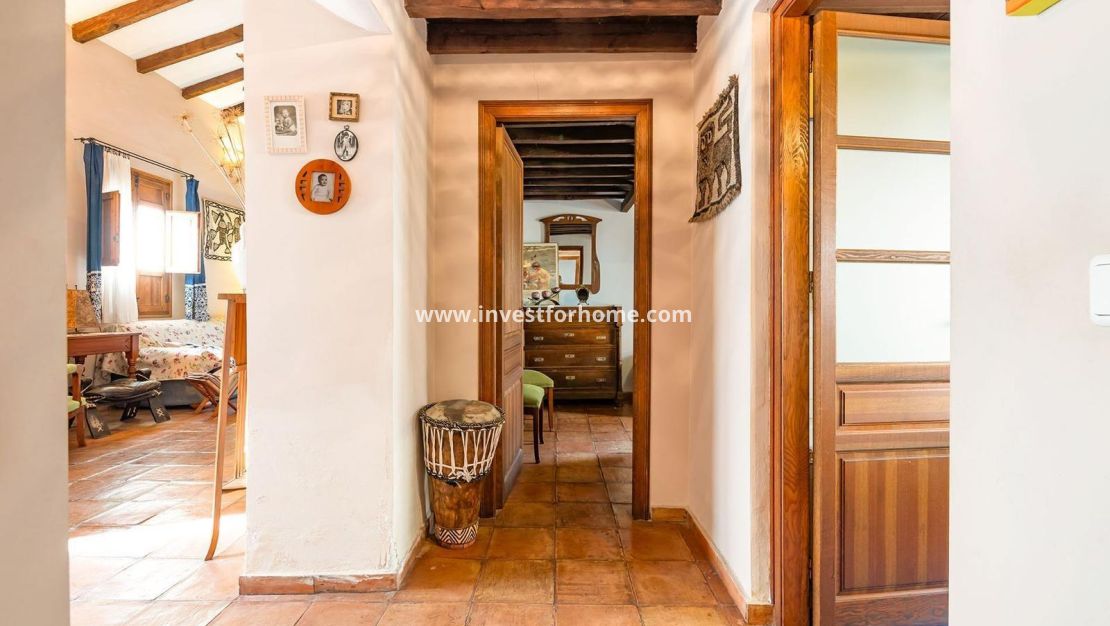 Sale - House - Los Martinez Del Puerto - Los Martínez Del Puerto