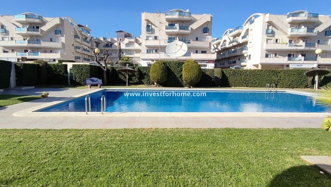 Sale - House - Orihuela Costa - Cabo Roig