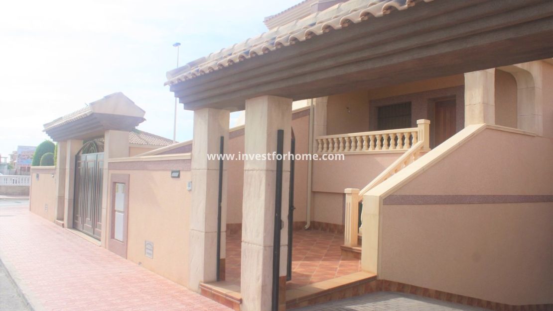 Sale - House - Orihuela Costa - Costa Blanca