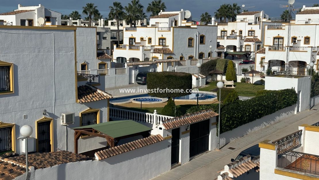 Sale - House - Orihuela Costa - Inland