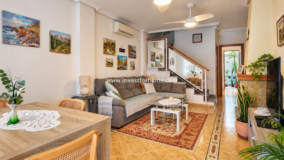 Sale - House - Orihuela Costa - La Florida