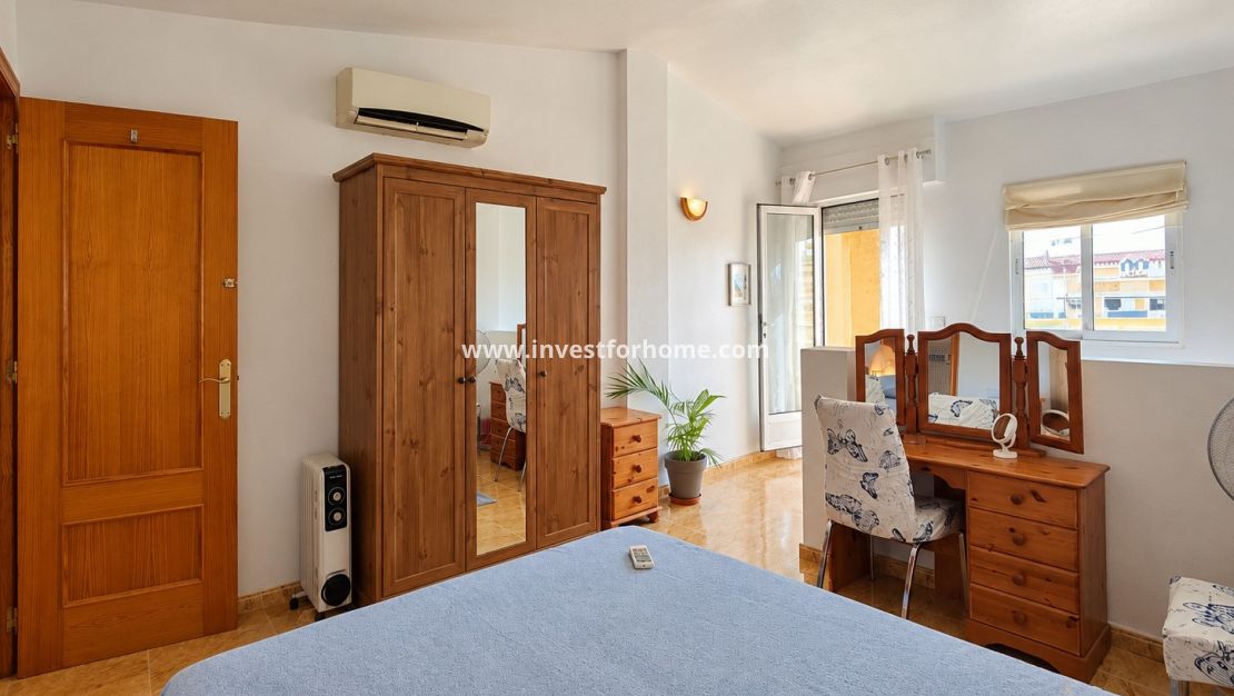 Sale - House - Orihuela Costa - La Florida