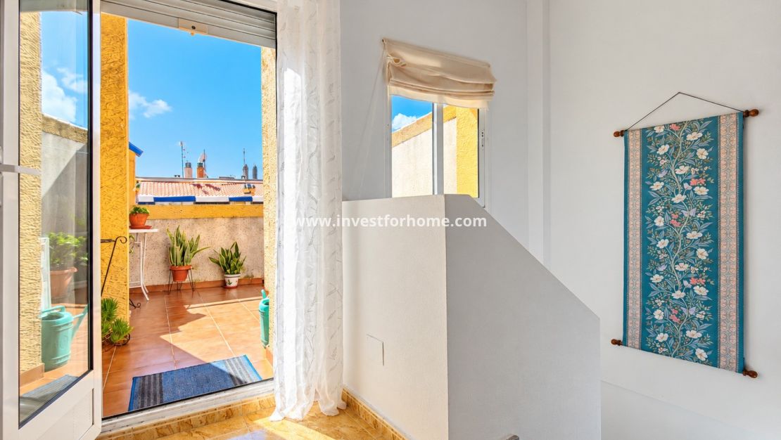 Sale - House - Orihuela Costa - La Florida