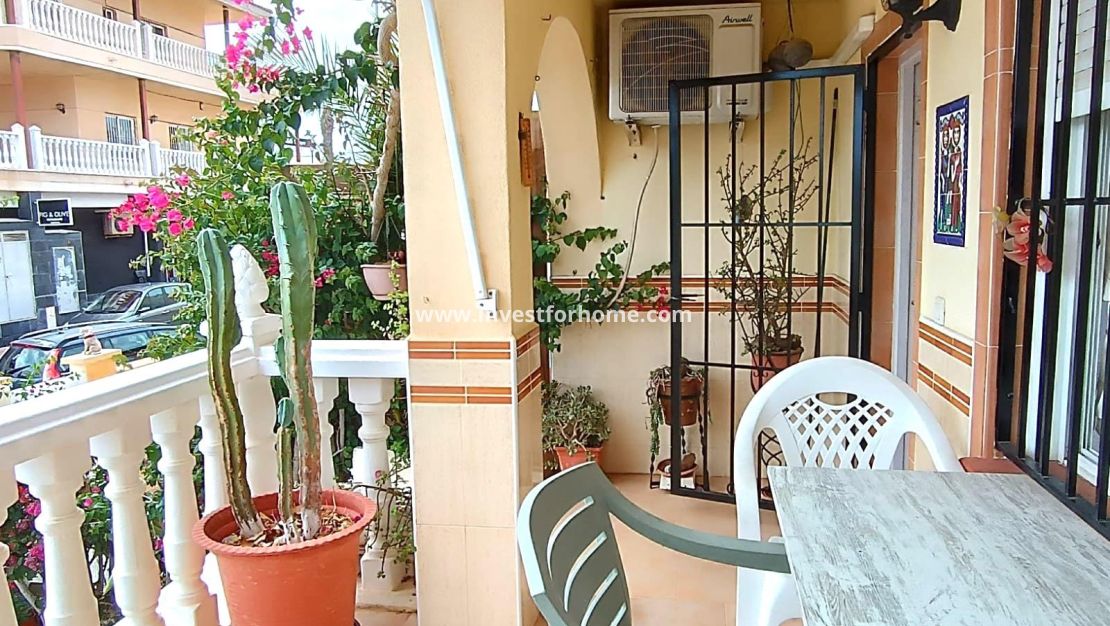 Sale - House - Orihuela Costa - La Zenia