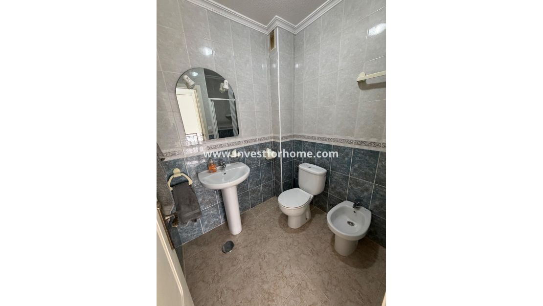 Sale - House - Orihuela Costa - La Zenia