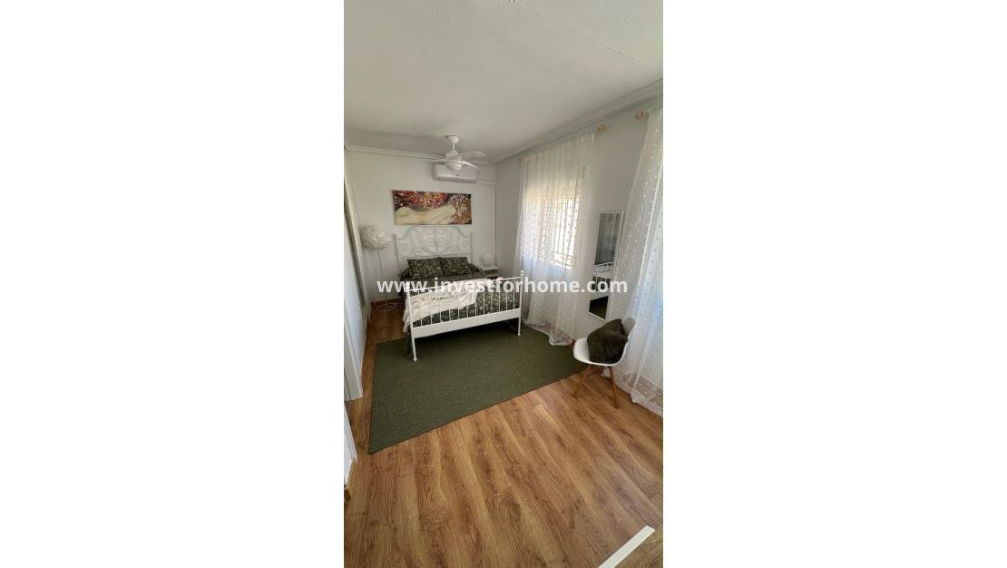 Sale - House - Orihuela Costa - La Zenia