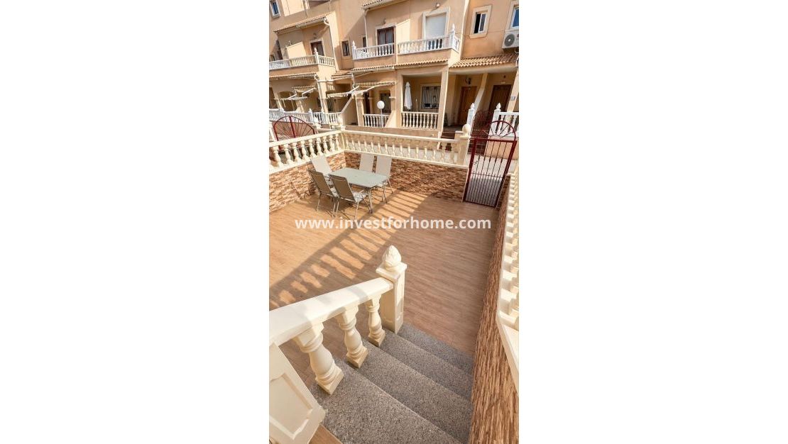 Sale - House - Orihuela Costa - La Zenia