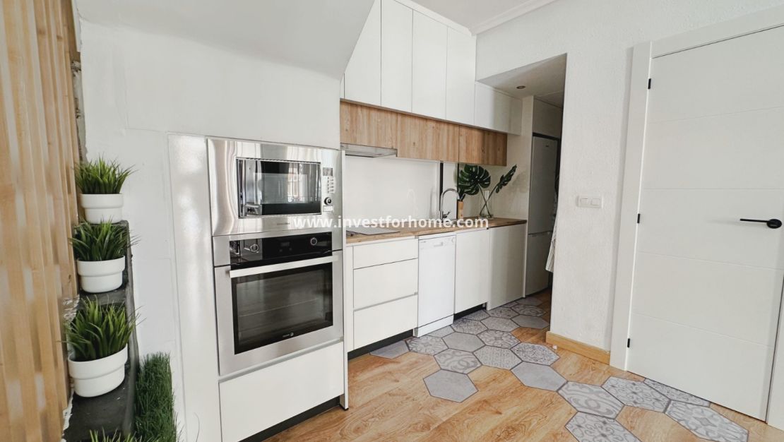 Sale - House - Orihuela Costa - La Zenia