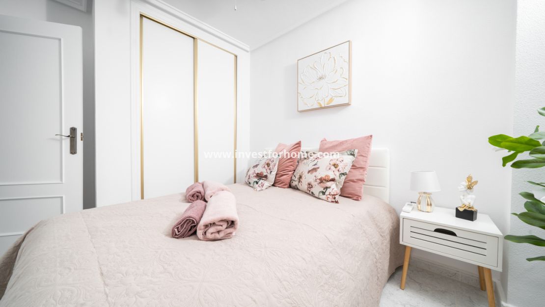 Sale - House - Orihuela Costa - Los Almendros - La Florida