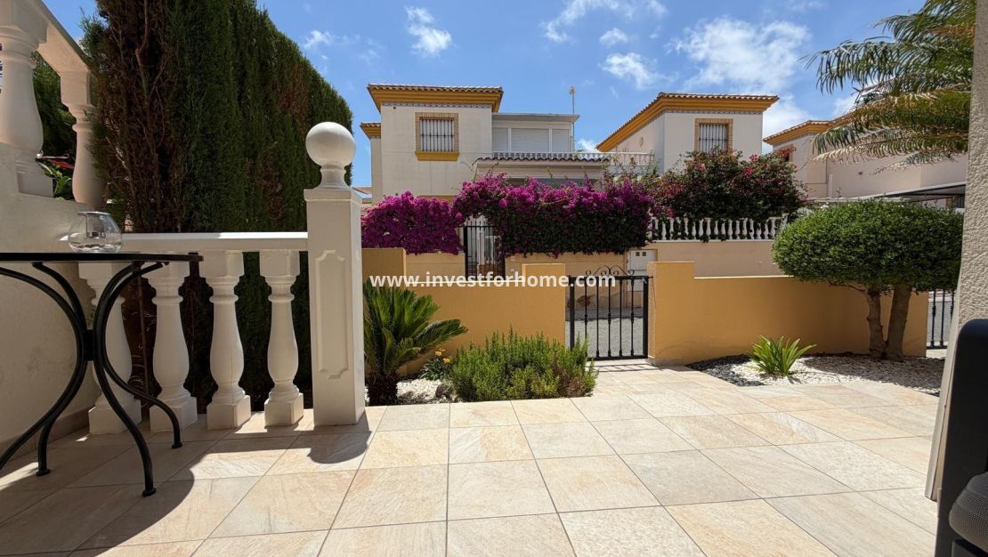 Sale - House - Orihuela Costa - Los Dolses