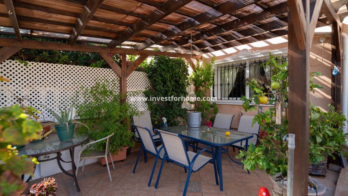 Sale - House - Orihuela Costa - Los Dolses