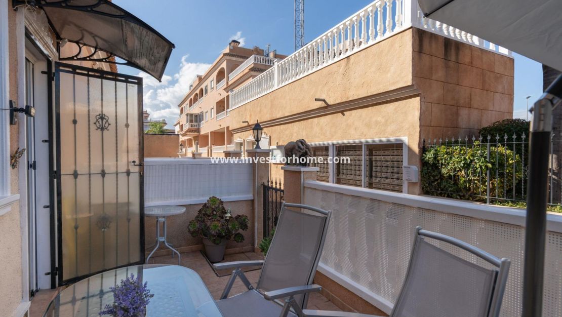Sale - House - Orihuela Costa - Los Dolses