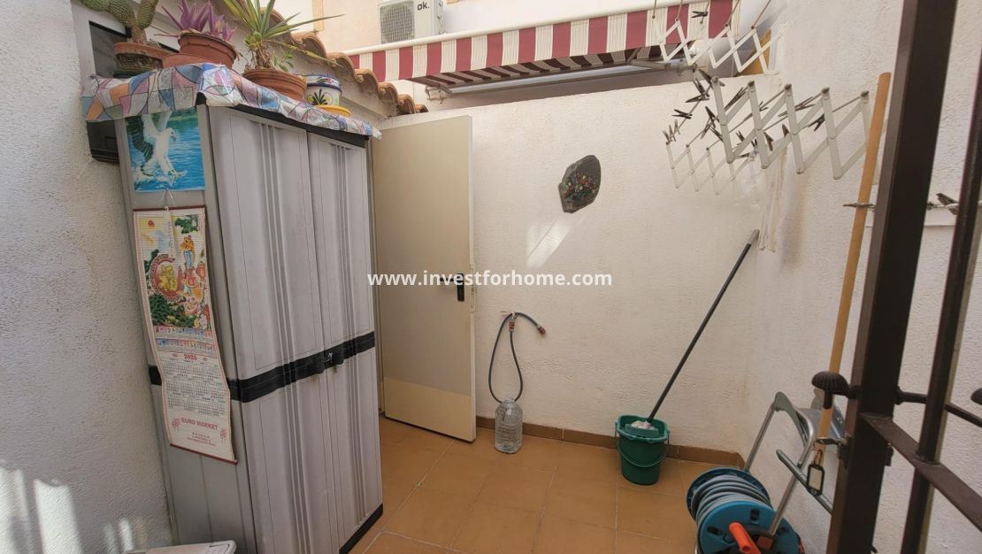 Sale - House - Orihuela Costa - Playa Flamenca