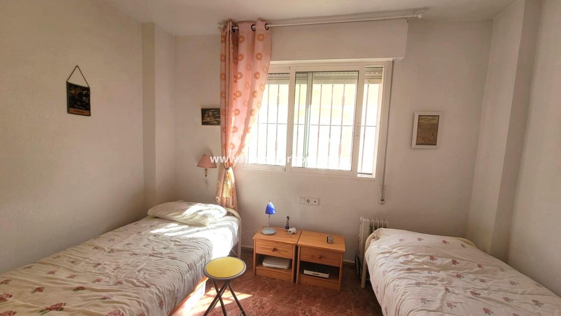 Sale - House - Orihuela Costa - Playa Flamenca